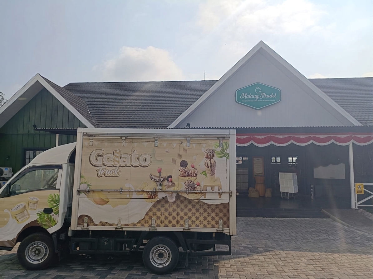Food supply warehouse and logistics